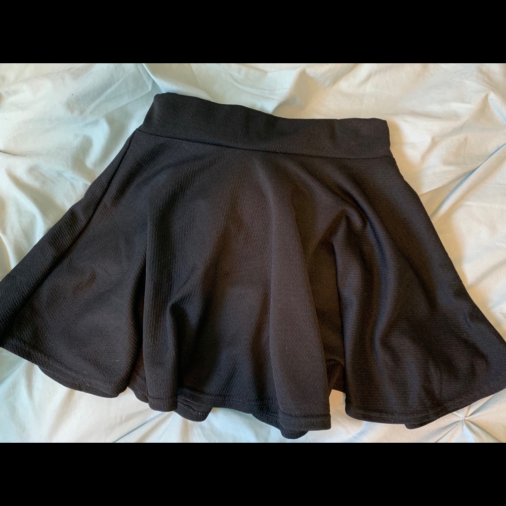 Black skirt
